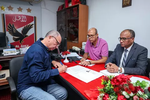 بدون منافس للخطيب ومنصور.. إغلاق باب الترشح لانتخابات الأهلي رسميًا